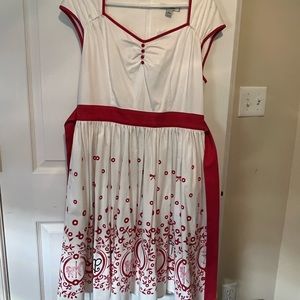 Disney Parks Mary Poppins dress.